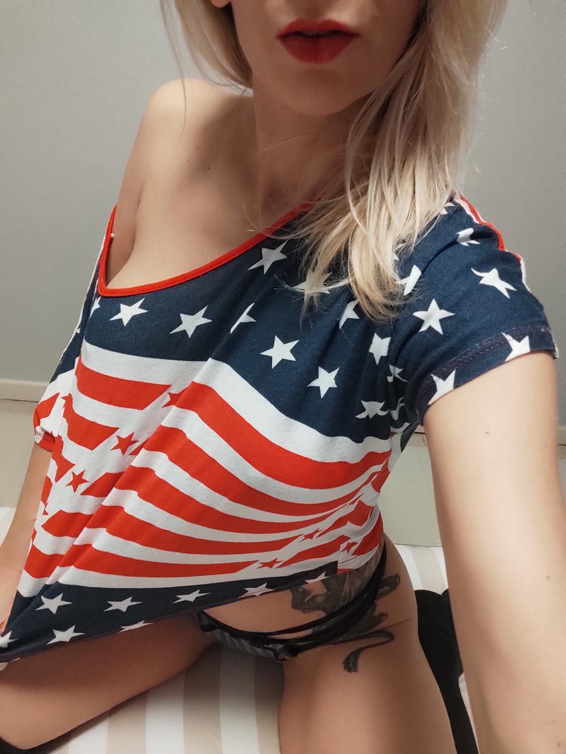 Leggywife's media
