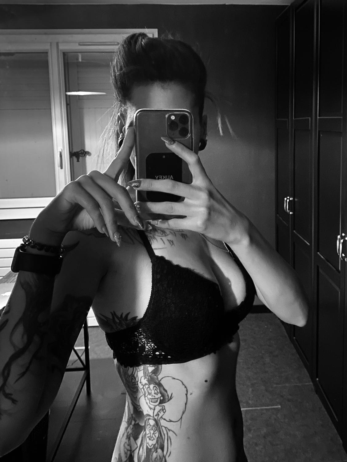 Lenfant_capricieuse's media