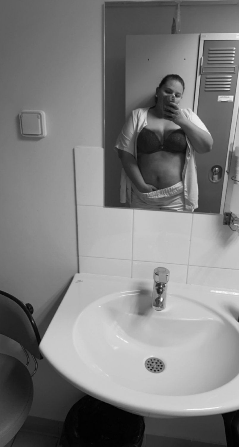 Les_dessous_deme's media