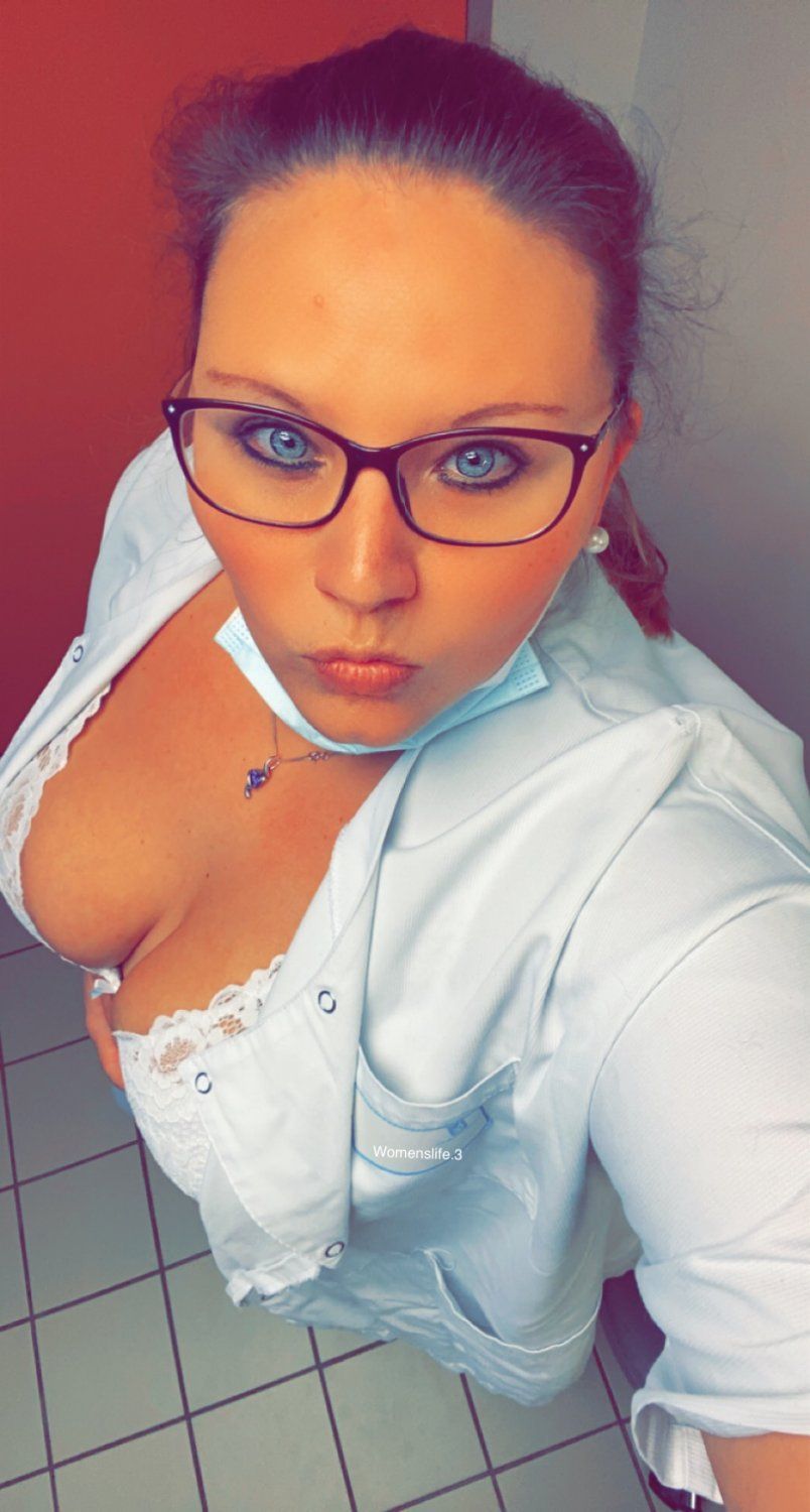 Les_dessous_deme's media