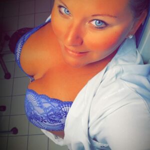 Les_dessous_deme's media