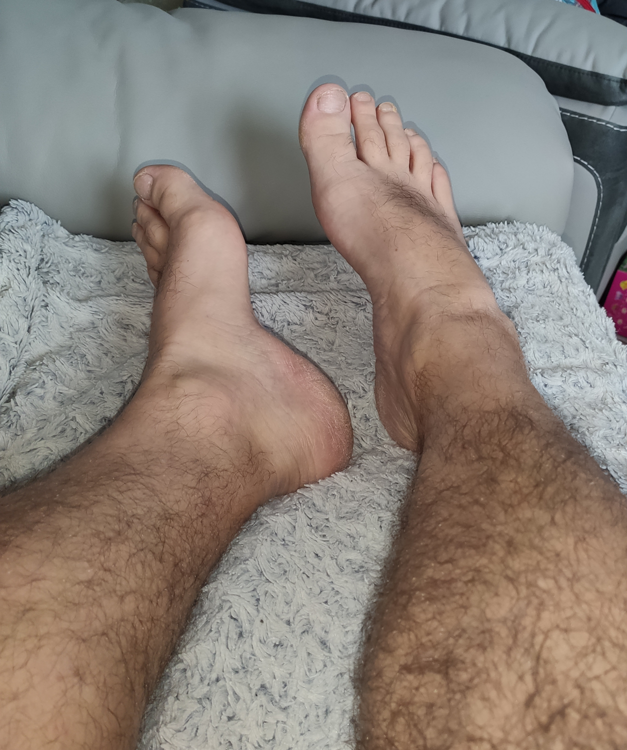 Les_pieds_de_luc's media