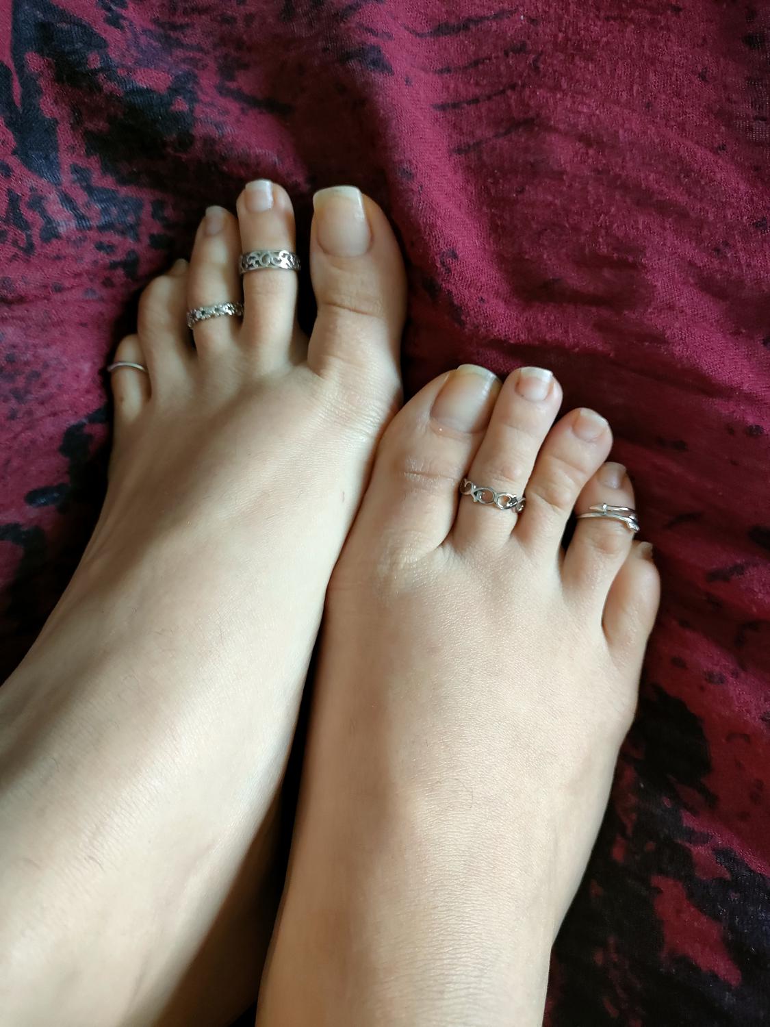 Lilasexyfeet's media