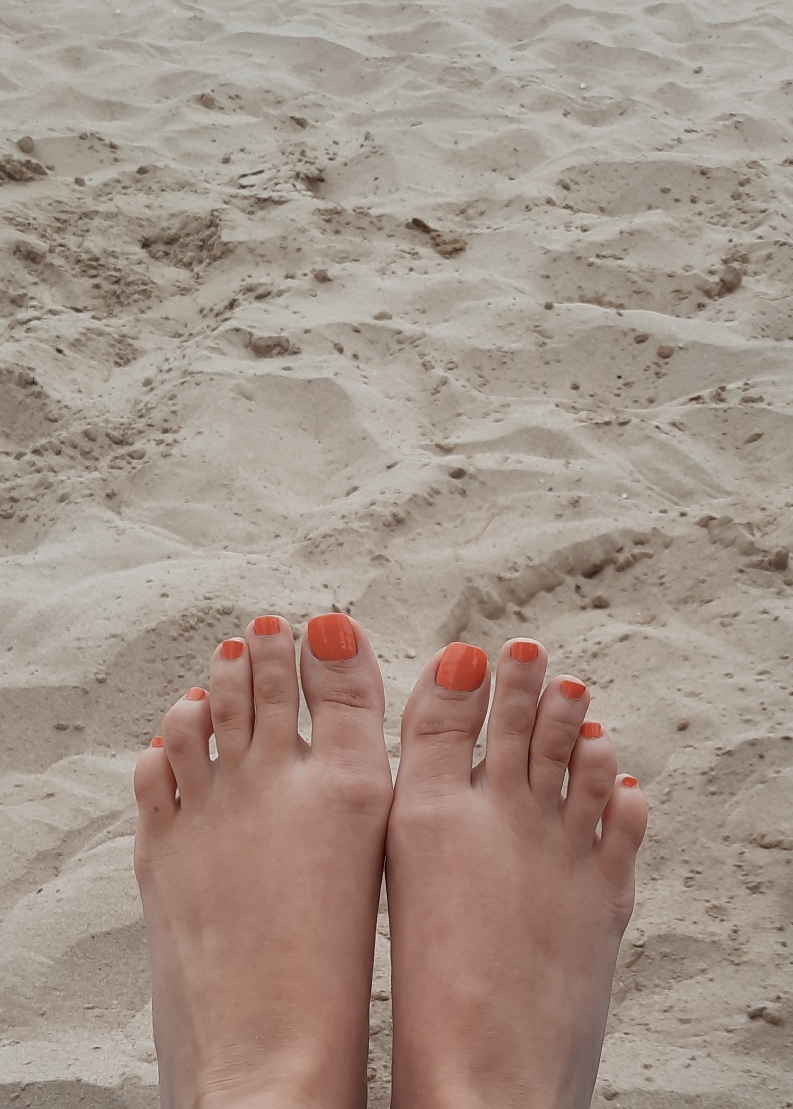 Lilasexyfeet's media