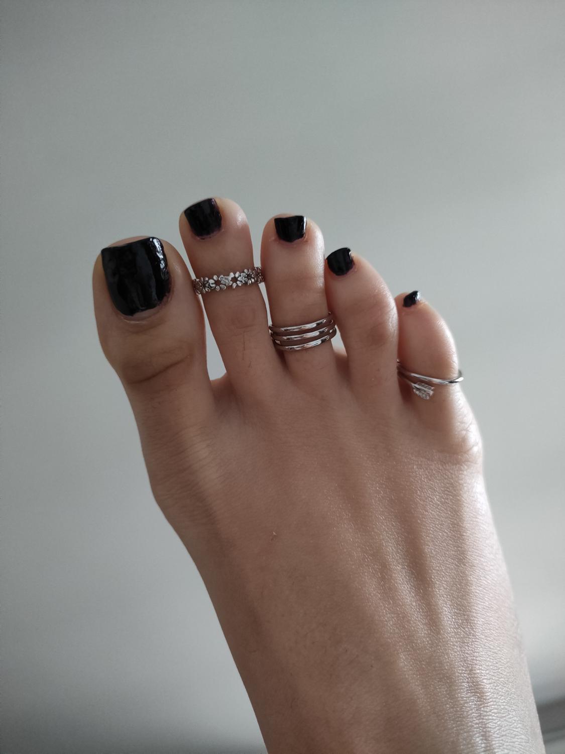 Lilasexyfeet's media
