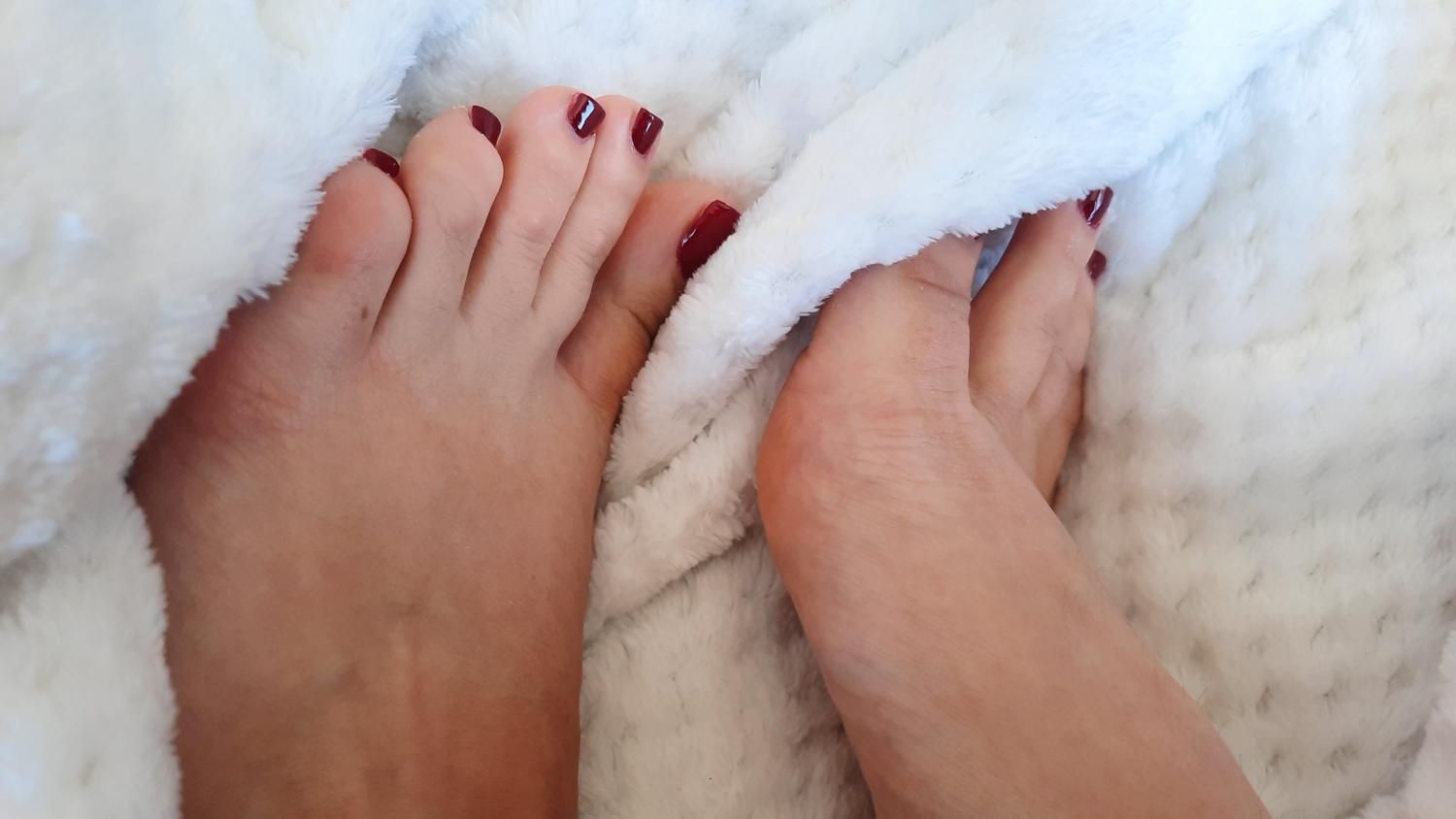 Lilasexyfeet's media