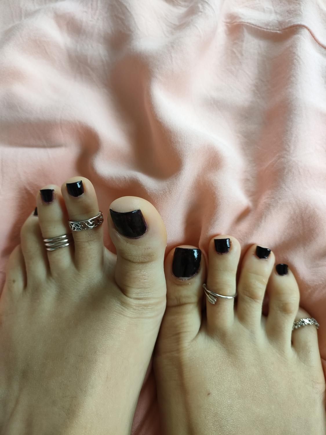 Lilasexyfeet's media