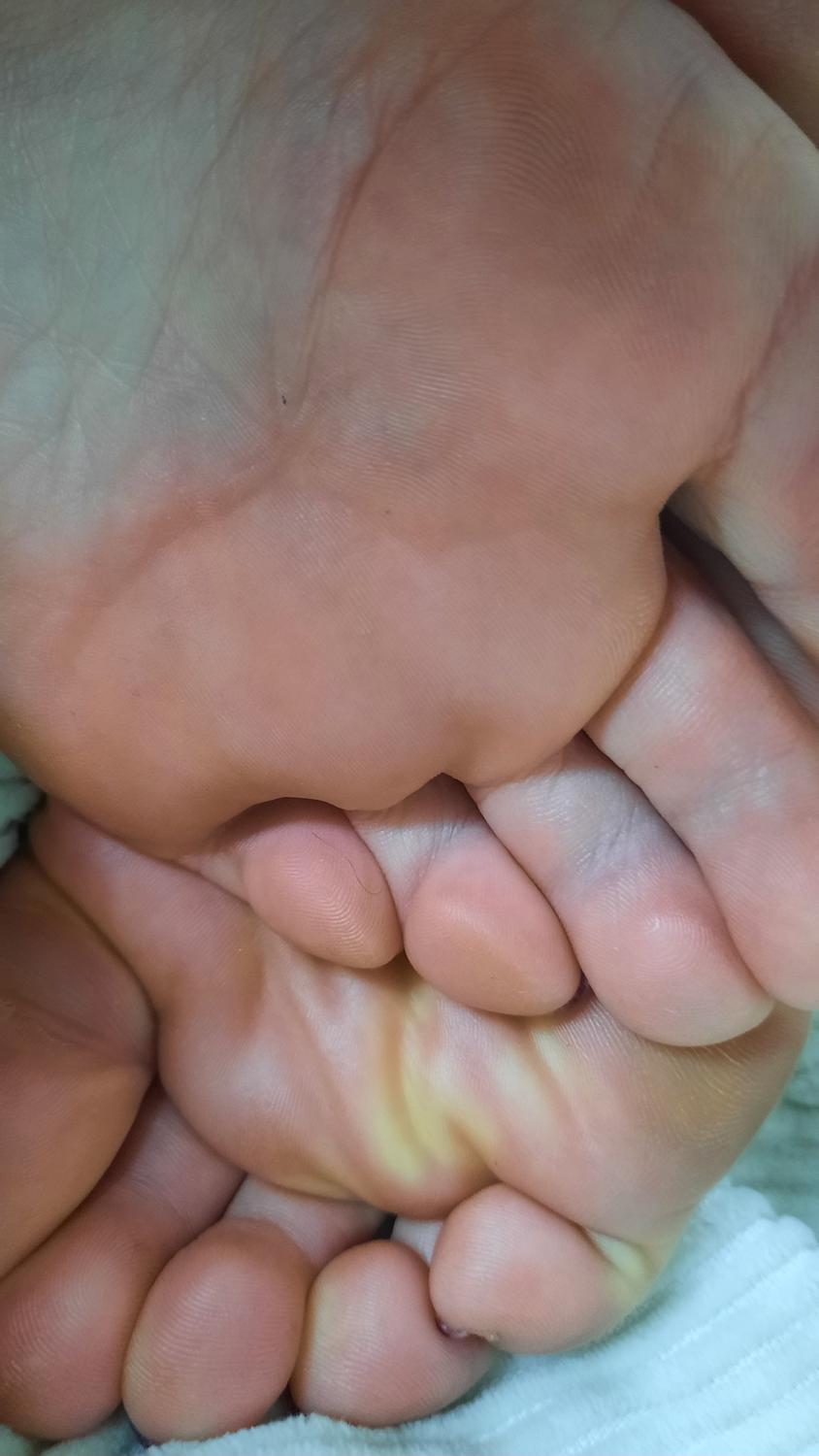 Lilasexyfeet's media