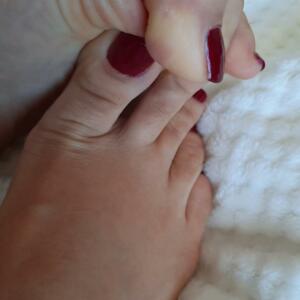 Lilasexyfeet's media