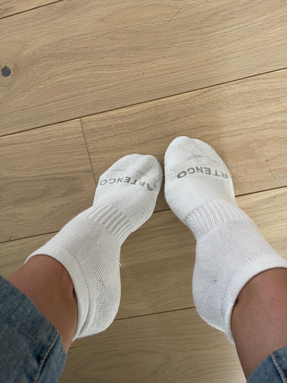 Lilfeets's media