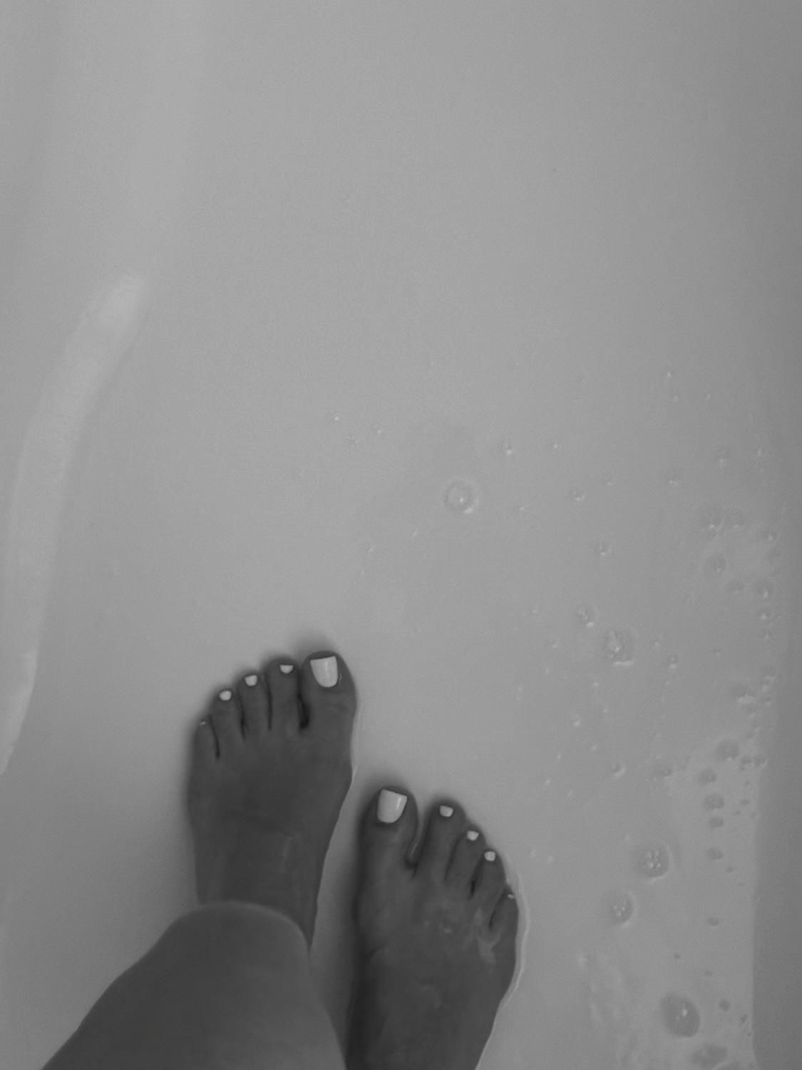 Lili_feetlovers's media