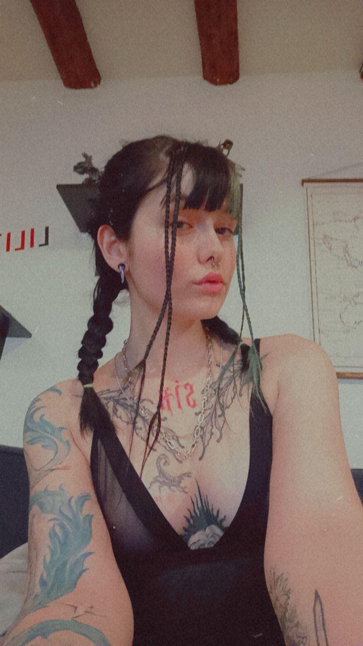Lilithxxx's media