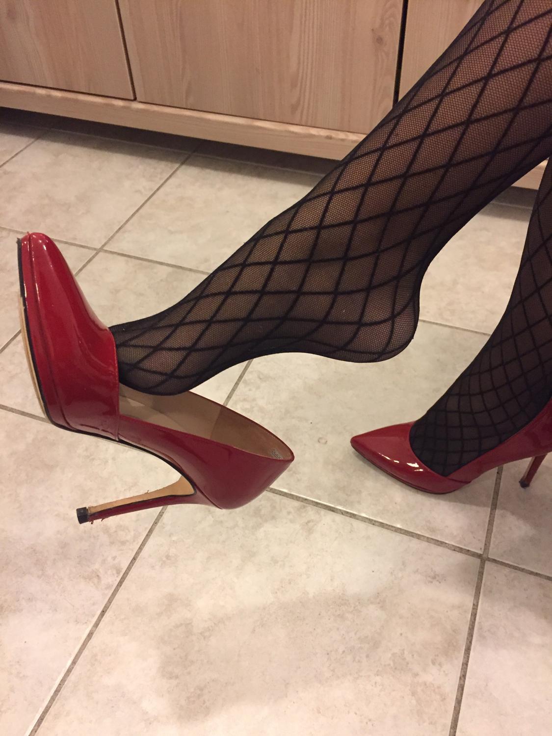 Lily_feet_cum's media