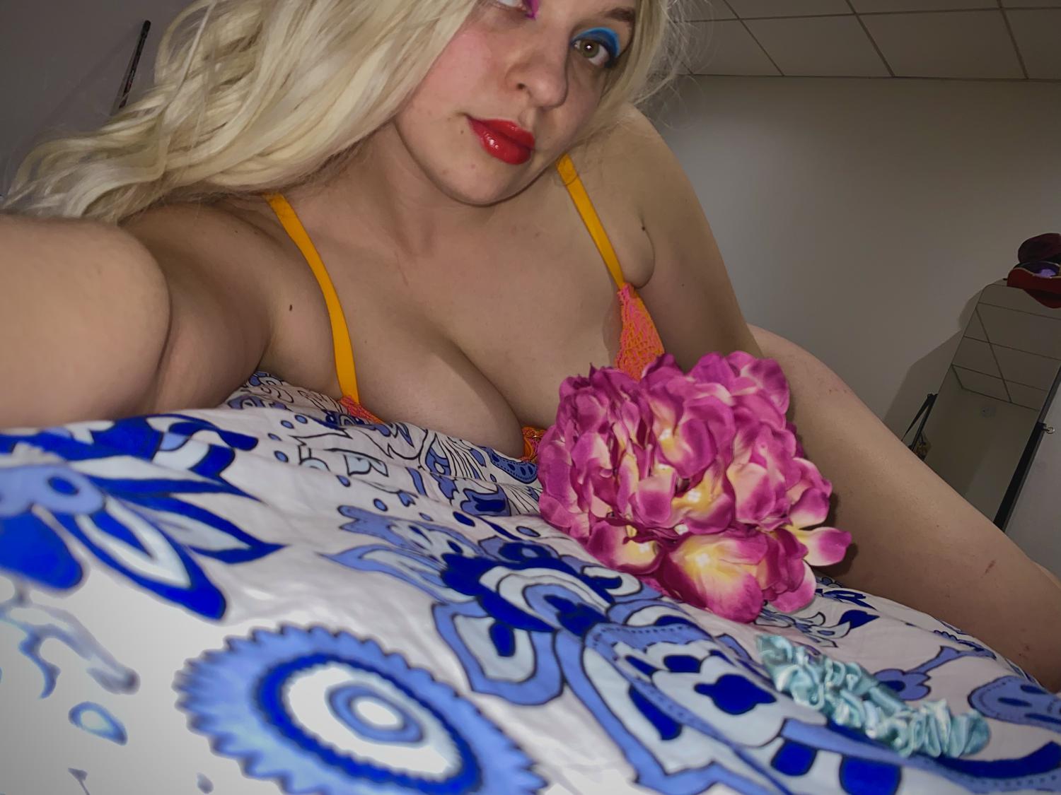 Lily_frenchgirl's media