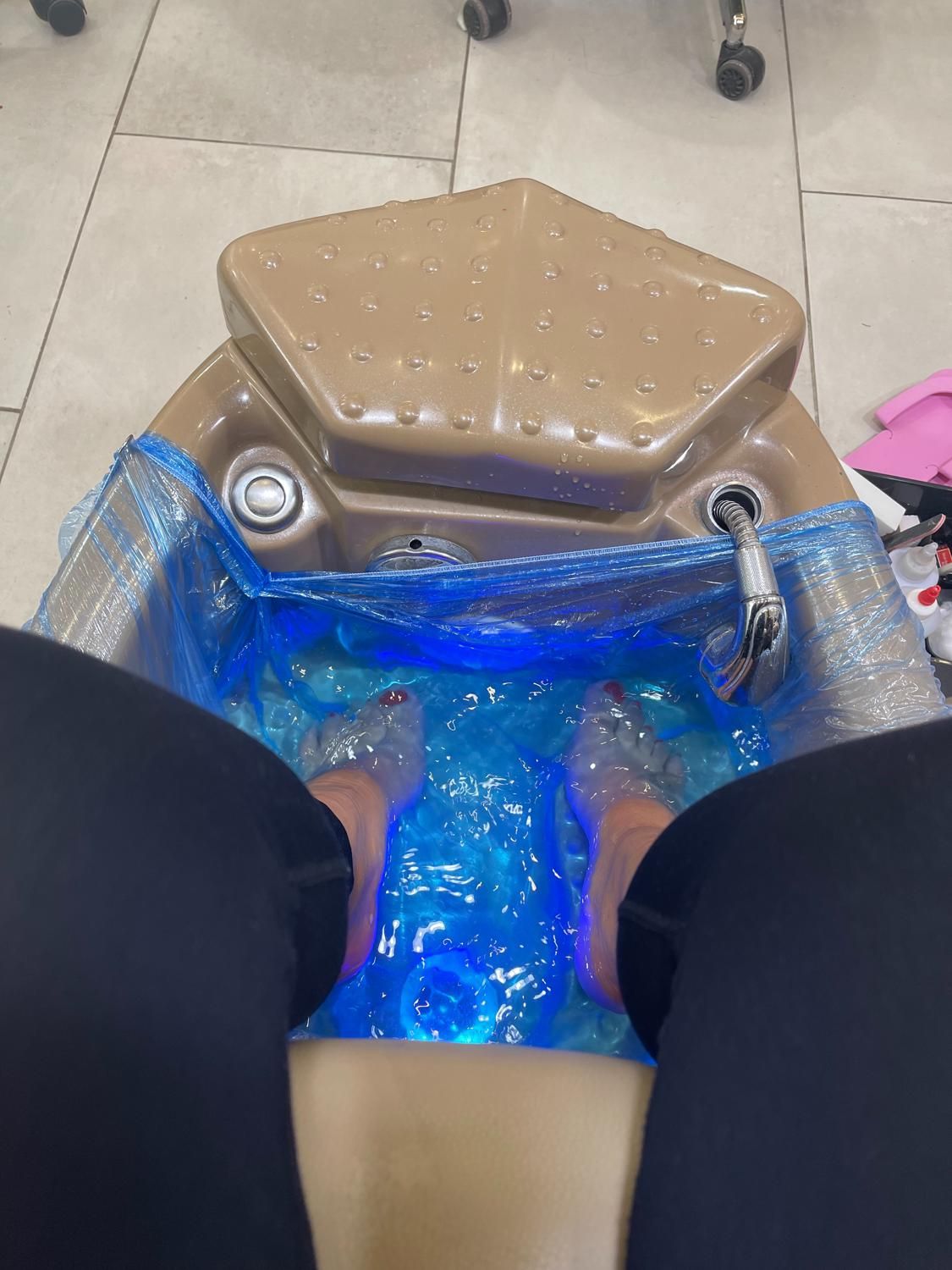 Linababyfeet's media