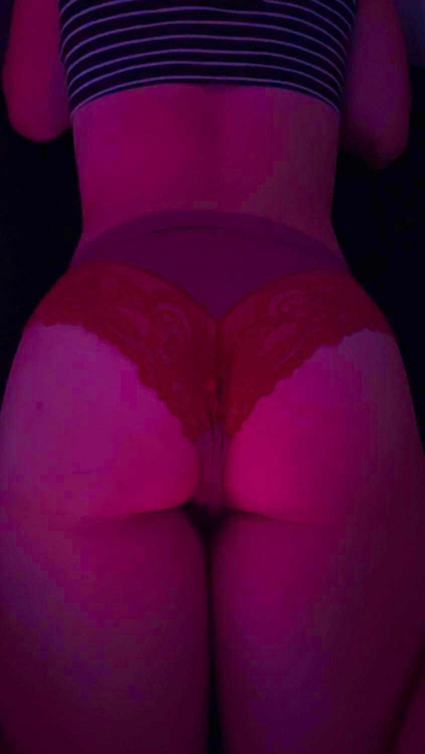 Lingeriesexy92's media