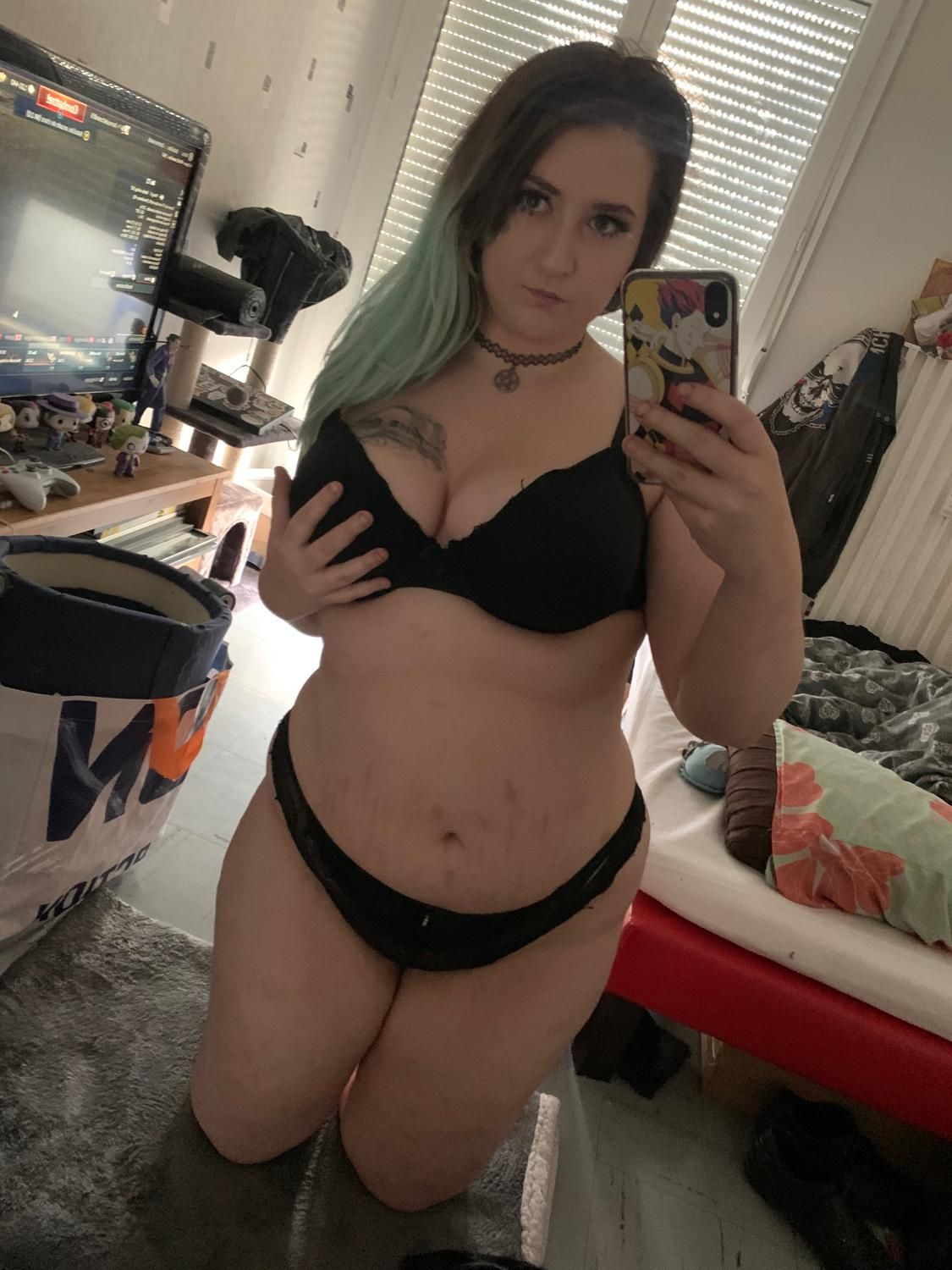 Littlebluekitten25's media