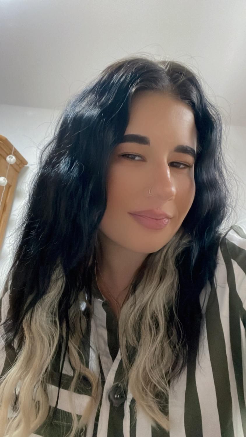 Liz_22's media