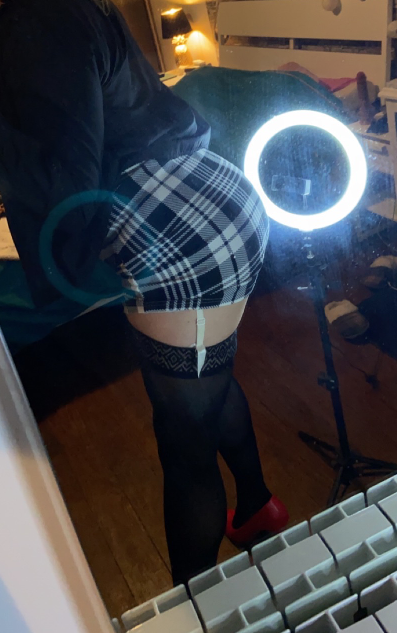 Lizafrenchie's media