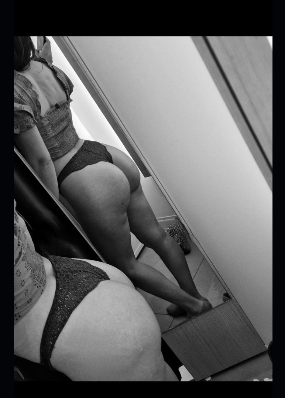-lola-carmaran_'s media