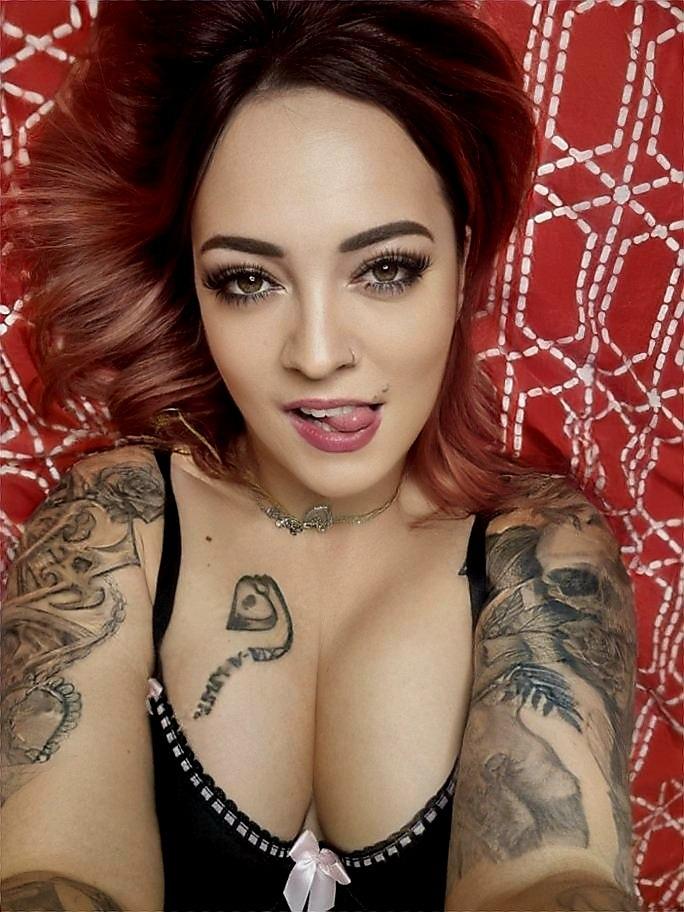 Lola_inked's media