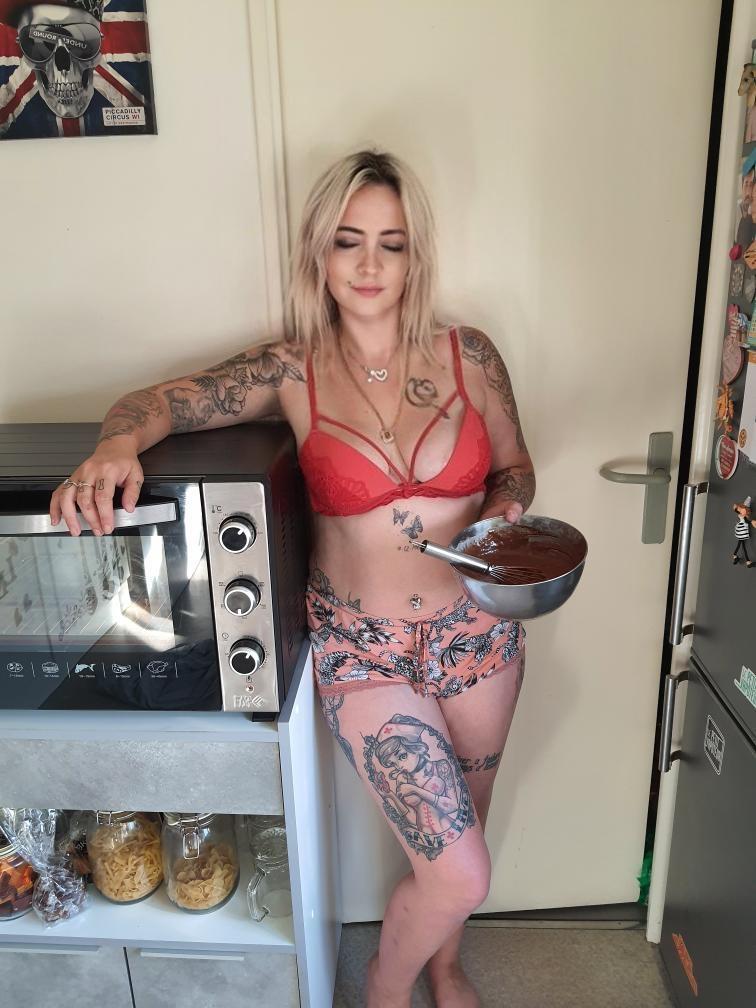Lola_inked's media