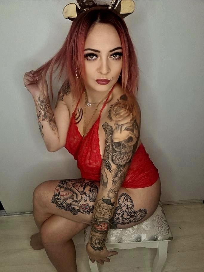 Lola_inked's media