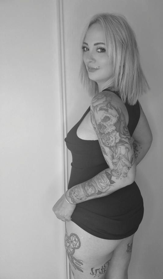 Lola_inked's media