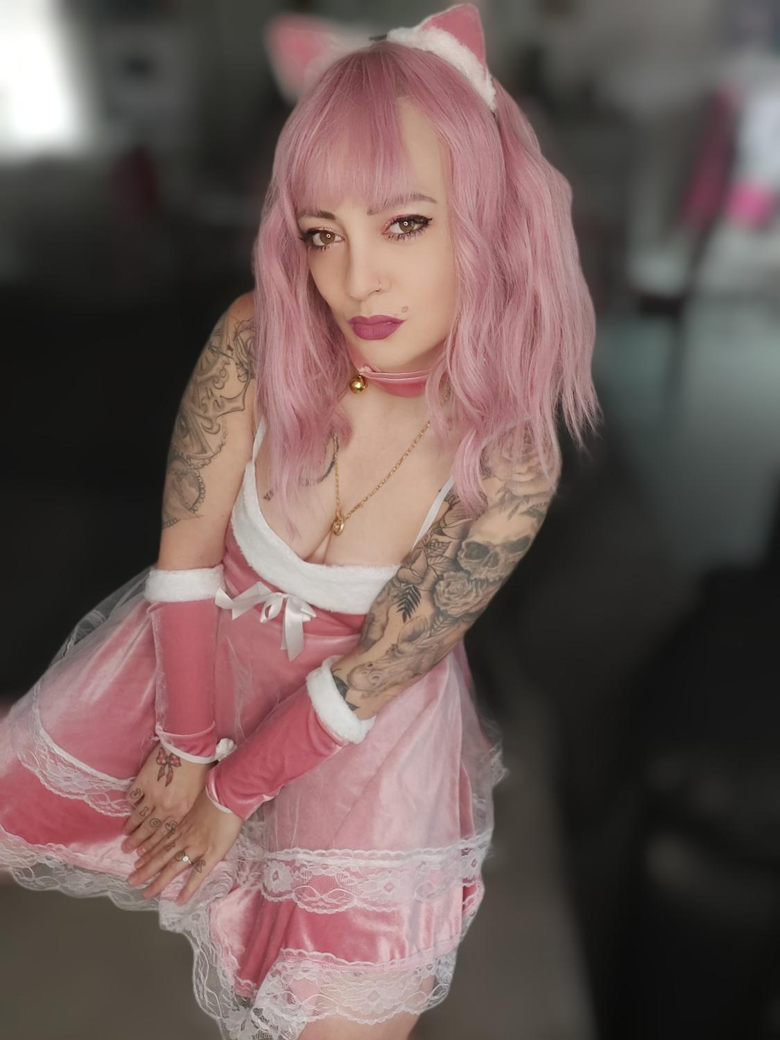 Lola_inked's media