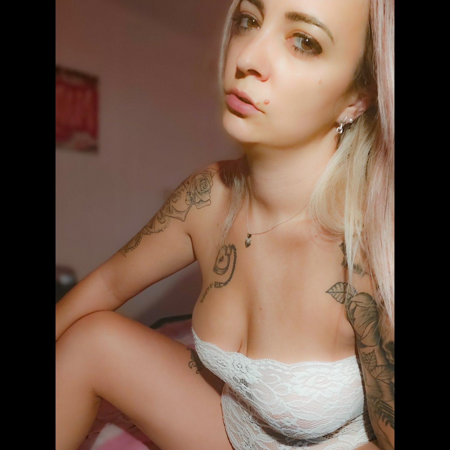 Lola_inked's media