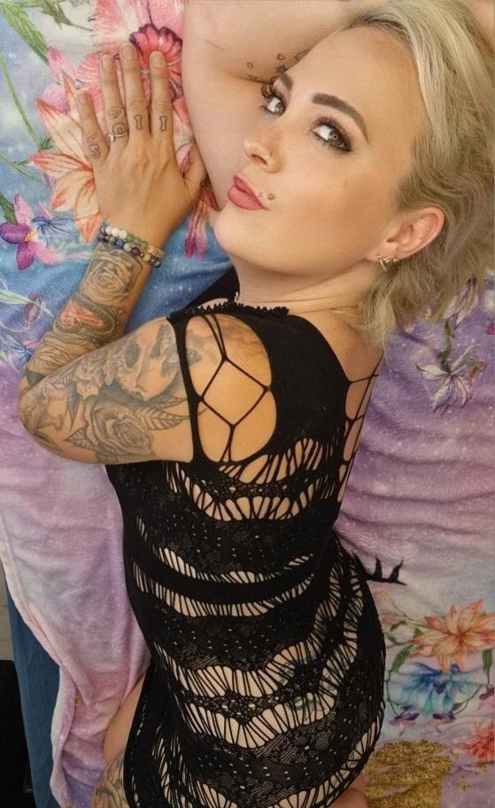 Lola_inked's media