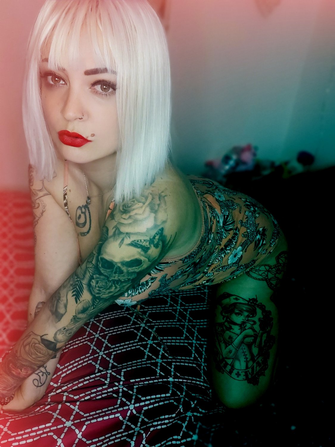Lola_inked's media