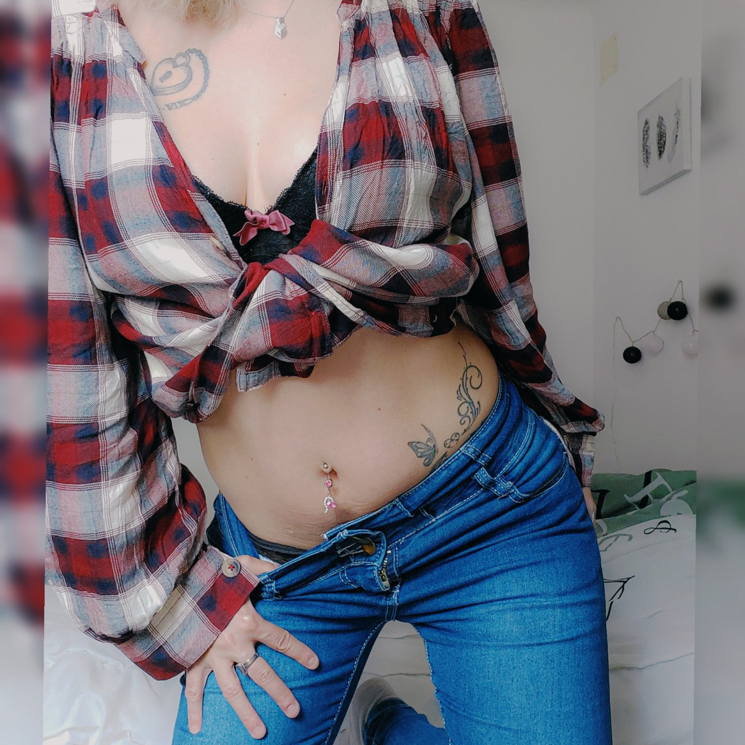 Lola_inked's media