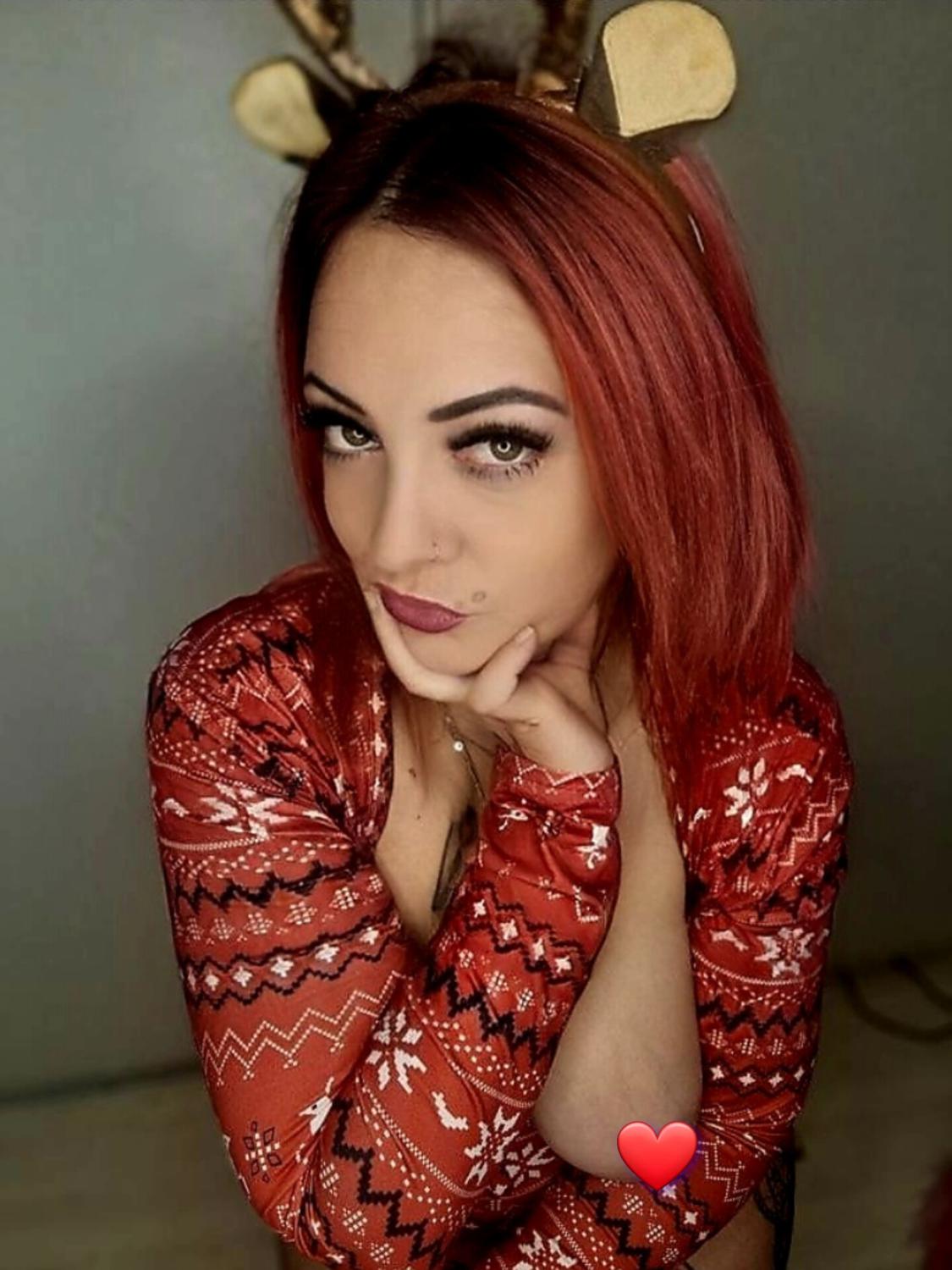 Lola_inked's media