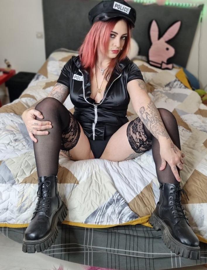 Lola_inked's media