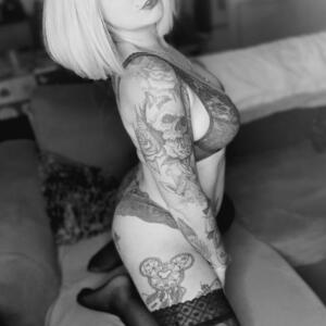 Lola_inked's media