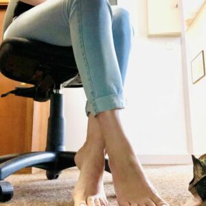 Lola_jolis_pieds's media