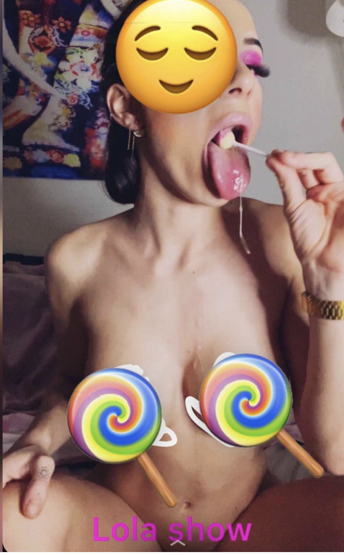 Lola_show__'s media