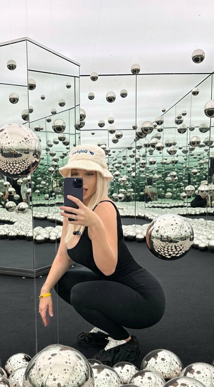 Lolaeverson's media
