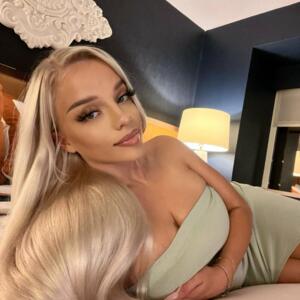 Lolaeverson's media