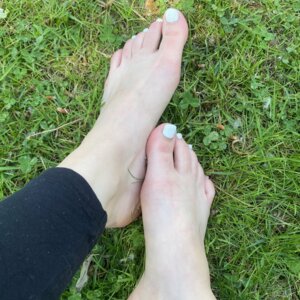 Lolafeet9's media