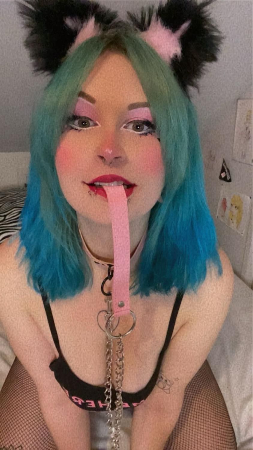 Lolahysteria's media