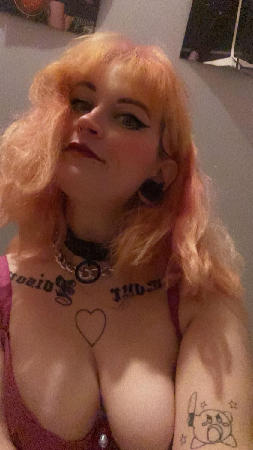 Lolahysteria's media