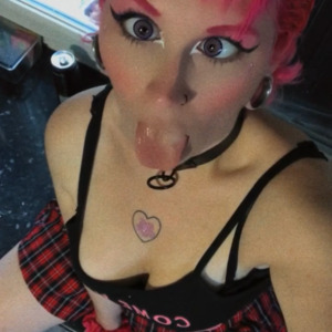 Lolahysteria's media