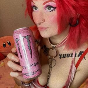 Lolahysteria's media