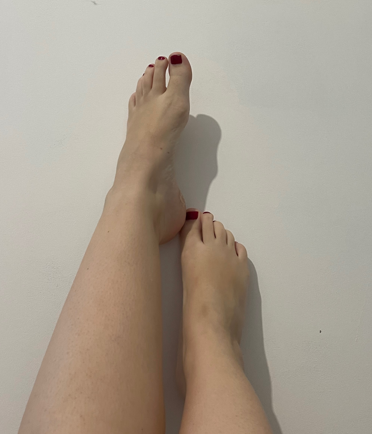 Lolasexyfoot's media