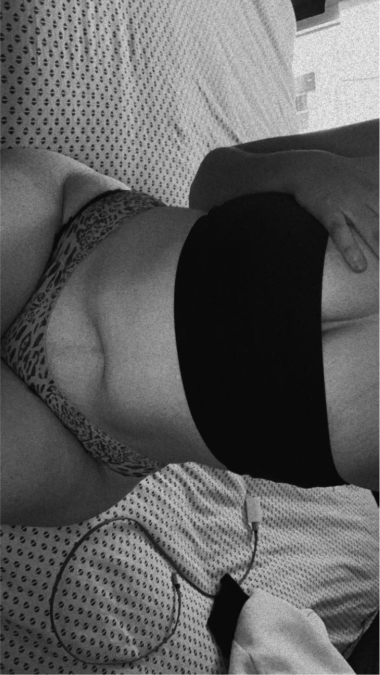 Lonely-girl's media