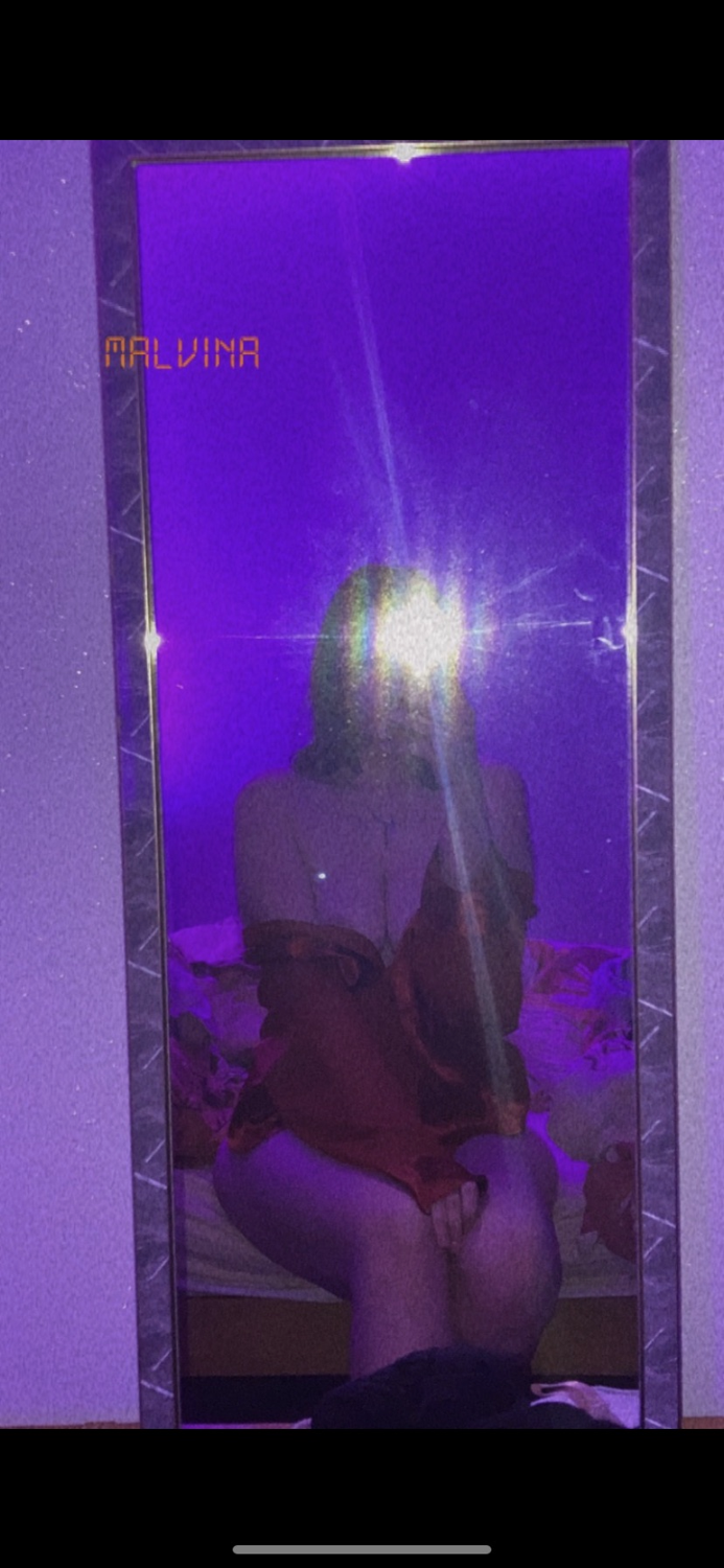 Lonely-girl's media