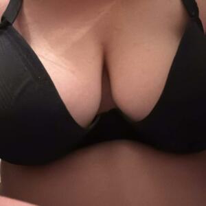 Louveboobs's media