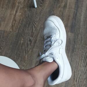 Lova_xfeet's media